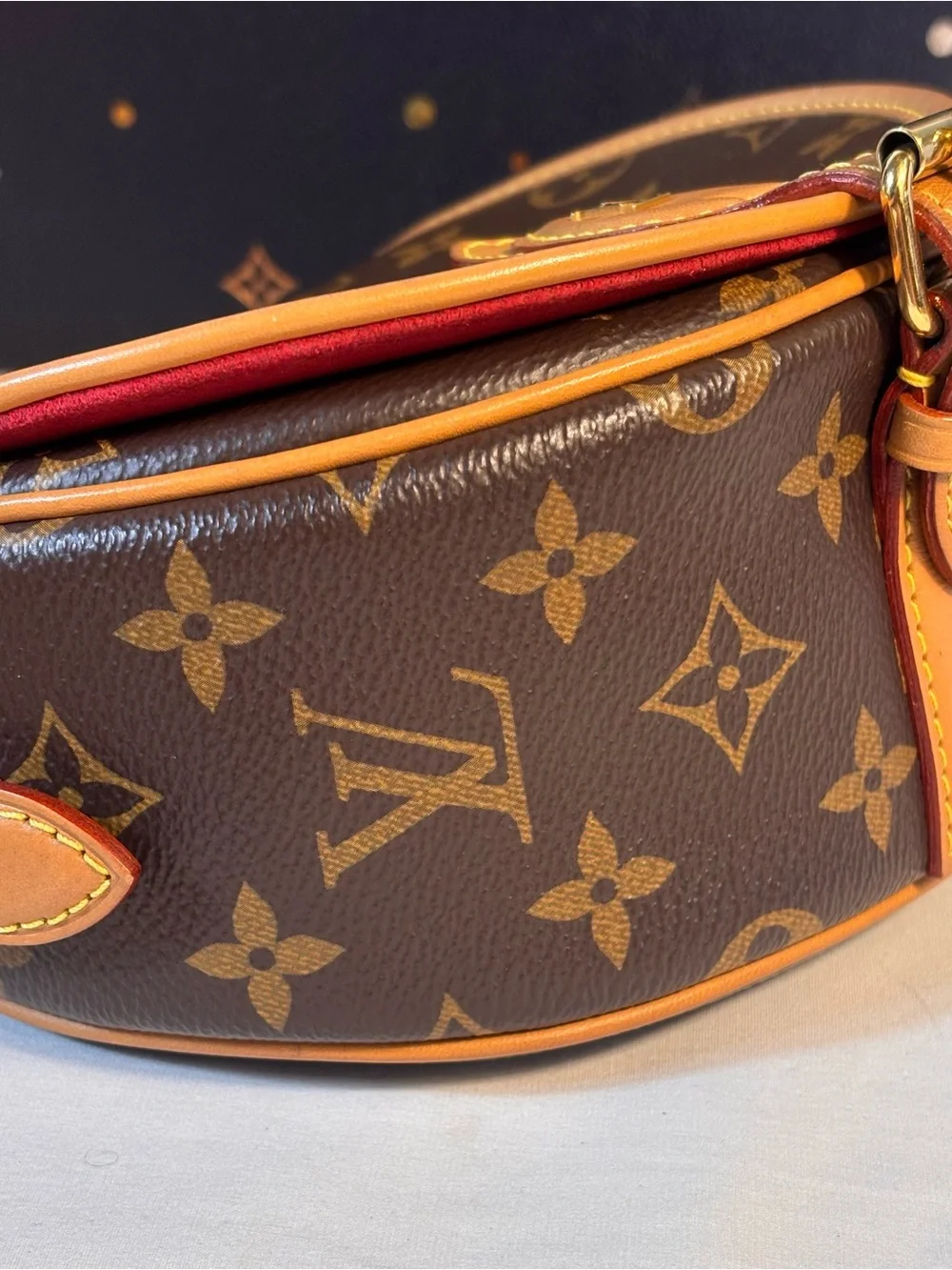 Gorgeous Louis Vuitton Tambourin